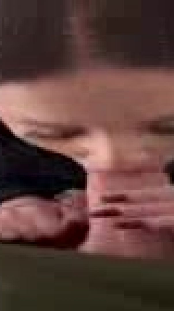 Zastavil_sosat_ogomnyj_huj-vps402